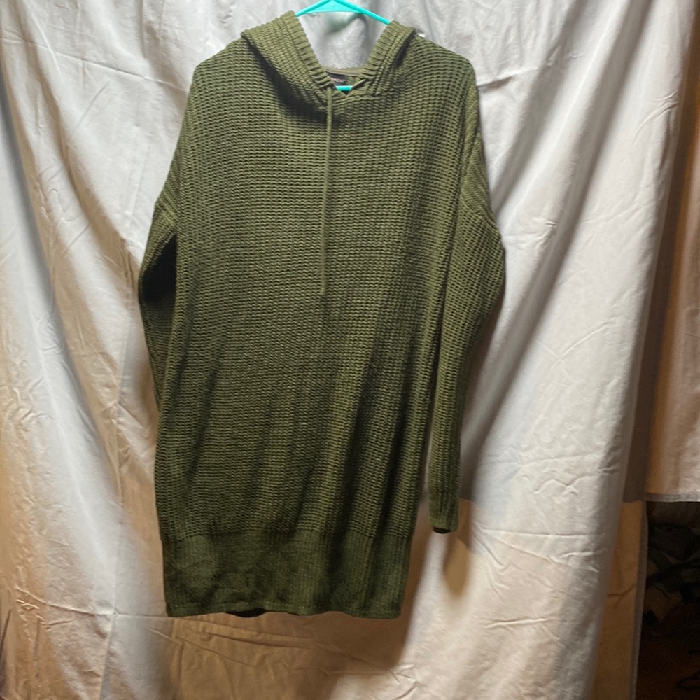 Never been worn super warm